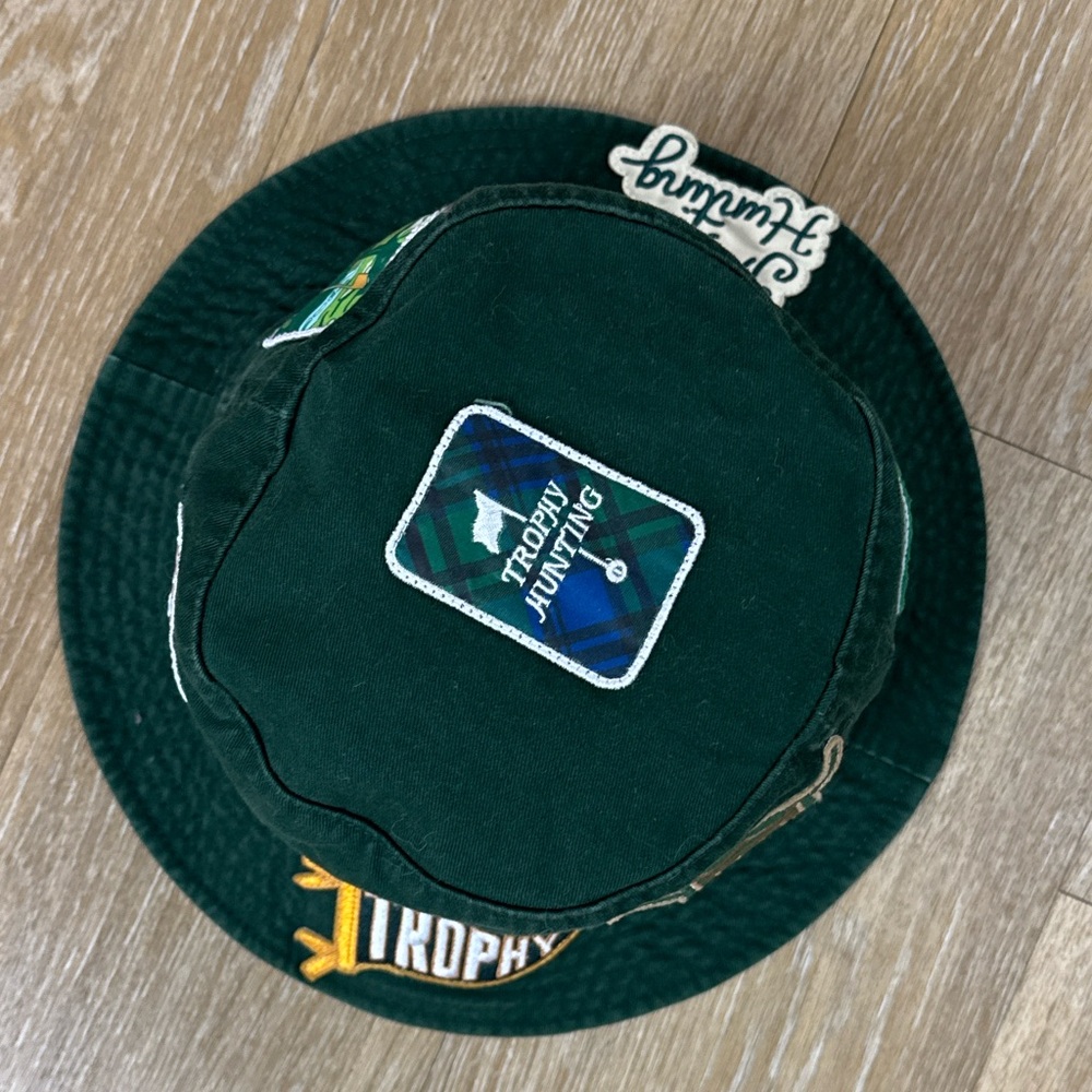 Trophy Hunting Patch Forest Green Bucket Hat size S/M - Picture 5 of 13
